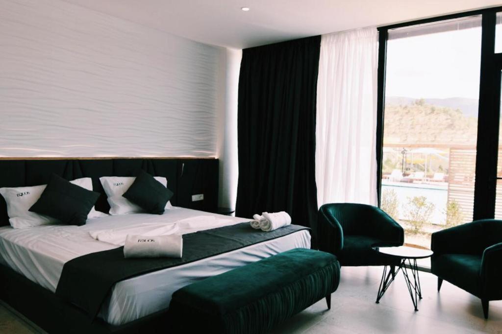 Equos Resort Hotel Tiranë Eksteriør bilde